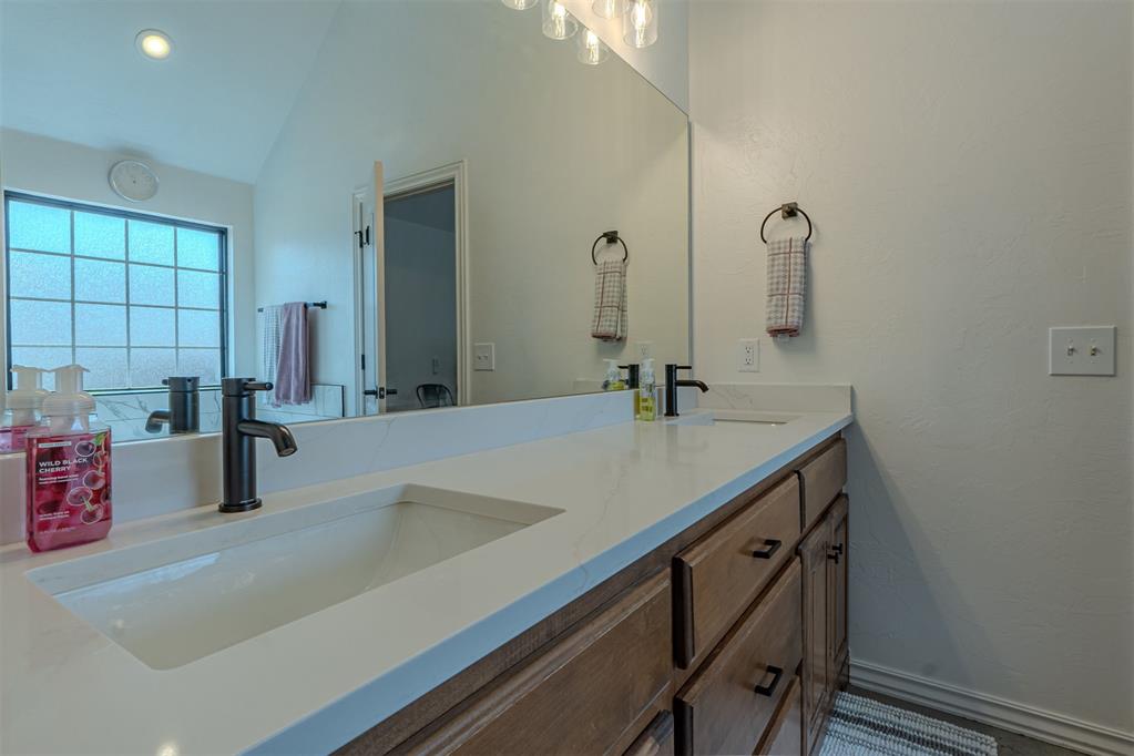 10600 Malaga Way Property Photo 37