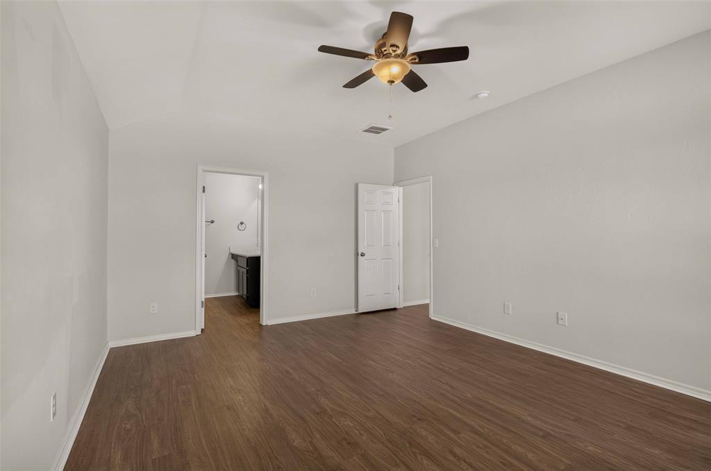 11009 Nw 99th Street Property Photo 18