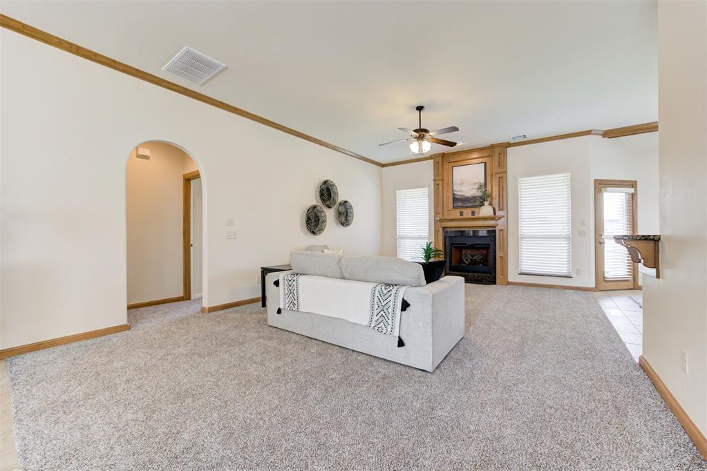 8409 Nw 124th Circle Property Photo 4