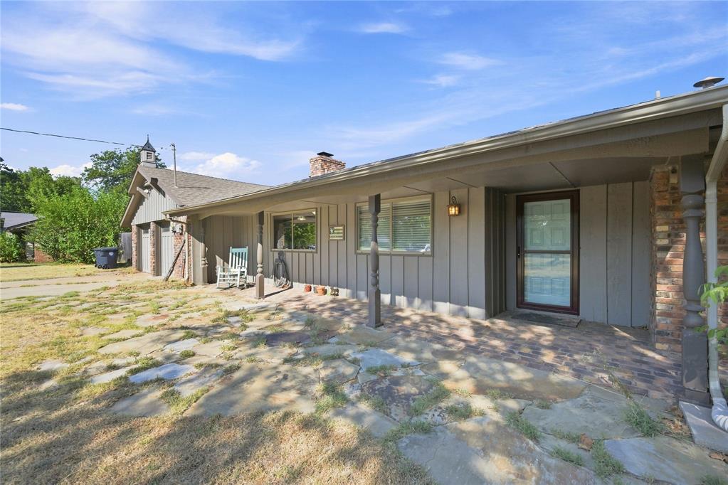 2716 N Eagle Lane Property Photo 4