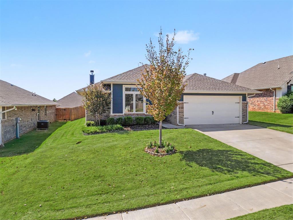 3808 Pettit Boulevard Property Photo 1
