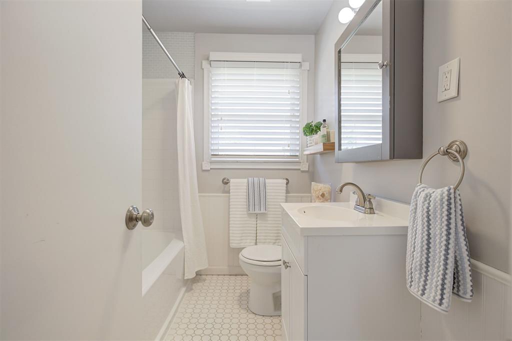 5700 Nw 47th Street Property Photo 15