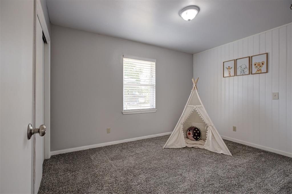 5700 Nw 47th Street Property Photo 17