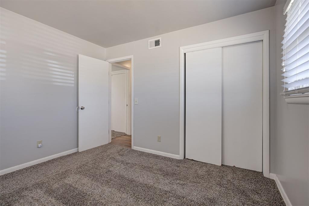 5700 Nw 47th Street Property Photo 20