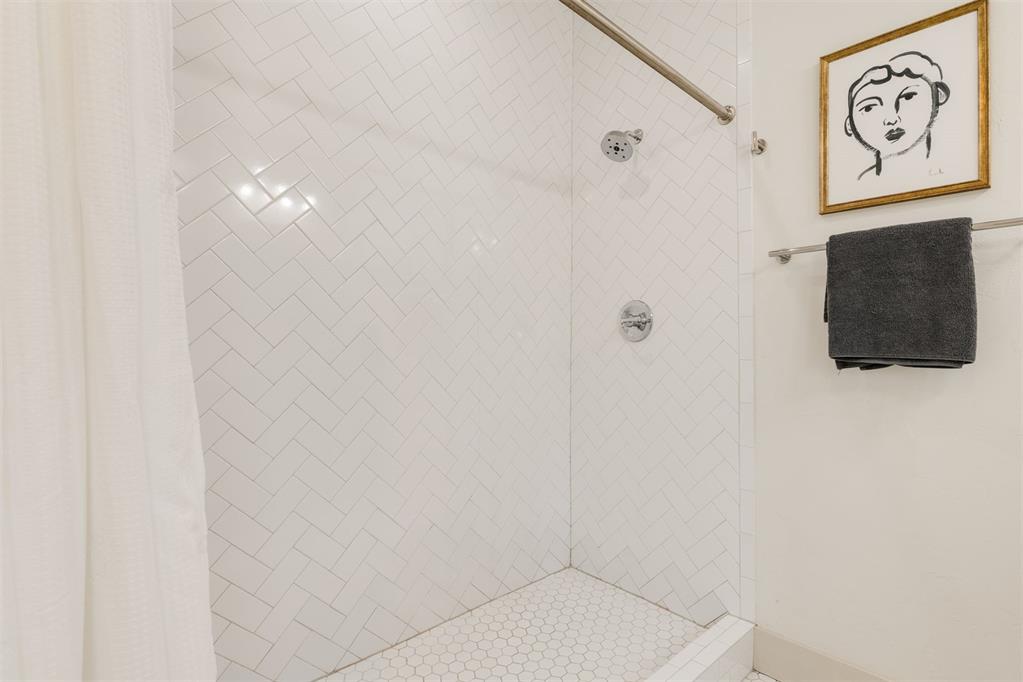 1612 Nw 35 Street Property Photo 24