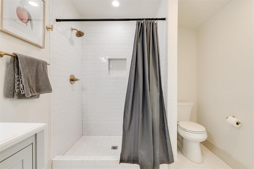 1612 Nw 35 Street Property Photo 31