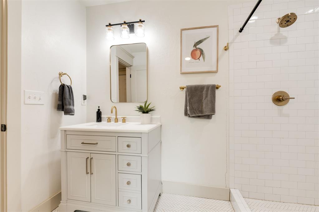 1612 Nw 35 Street Property Photo 32