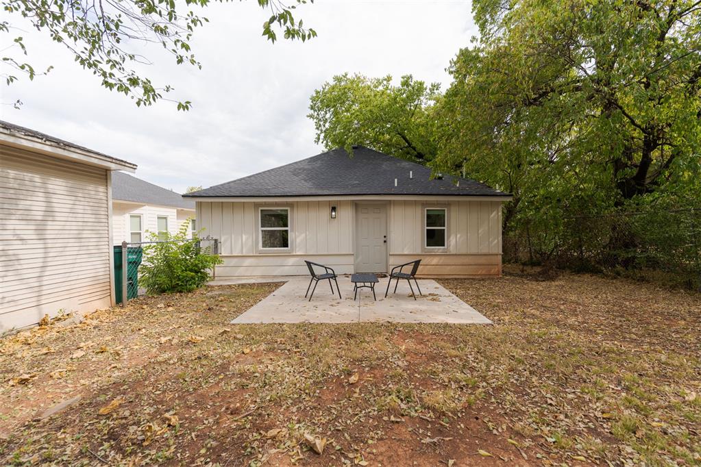 1612 Nw 35 Street Property Photo 36