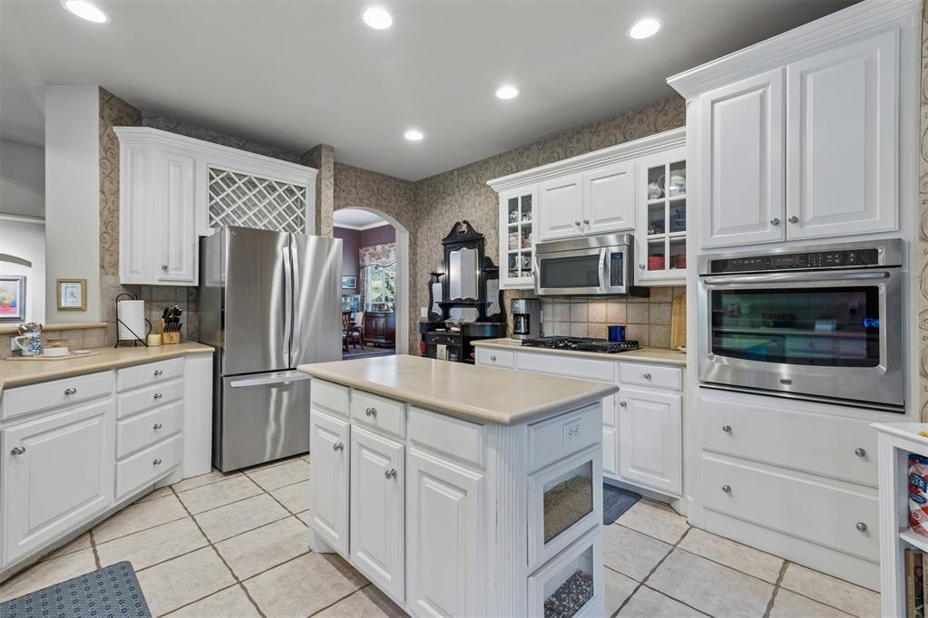 3517 River Downs Drive Property Photo 17