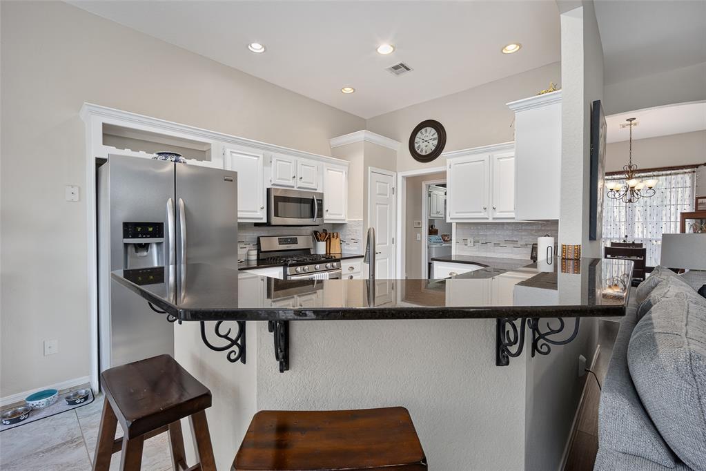 2917 Glasgow Drive Property Photo 10