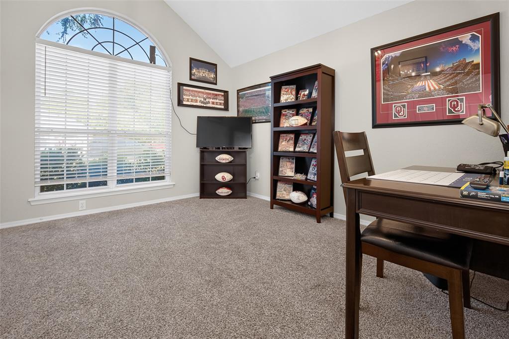 2917 Glasgow Drive Property Photo 14