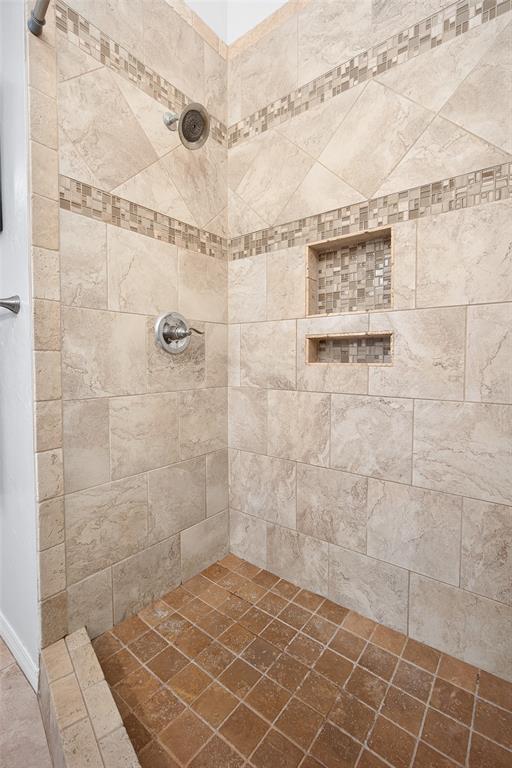 2917 Glasgow Drive Property Photo 26