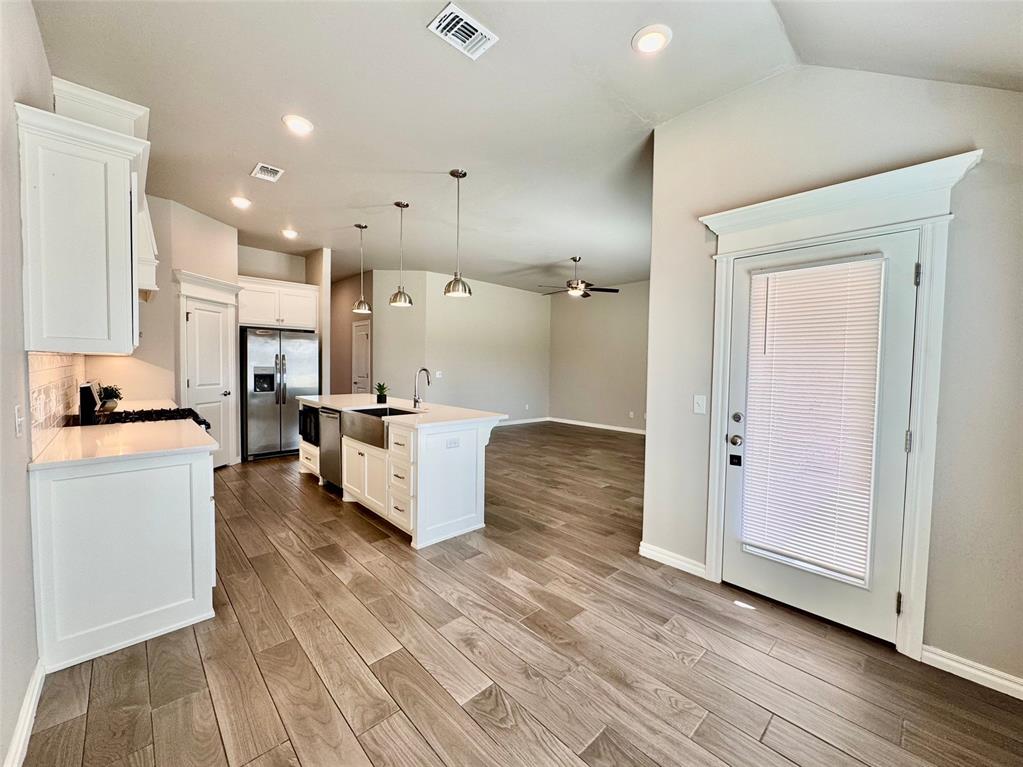 8909 Poppey Place Property Photo 19