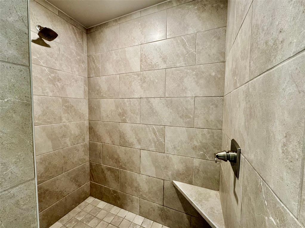 8909 Poppey Place Property Photo 29