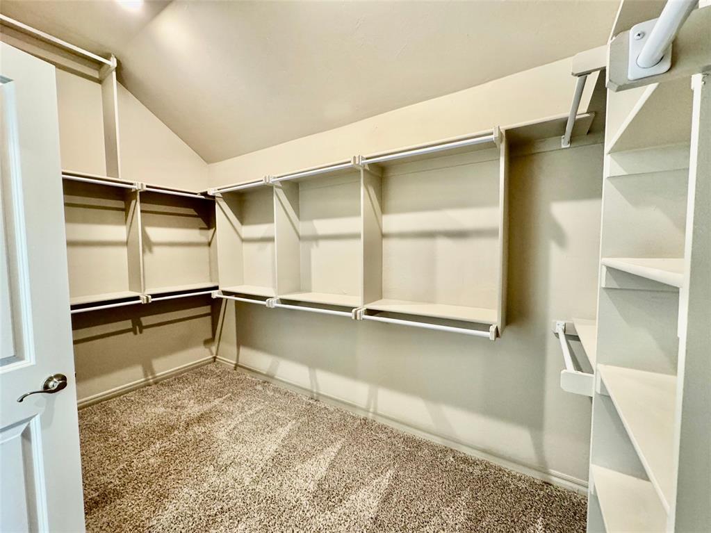 8909 Poppey Place Property Photo 31