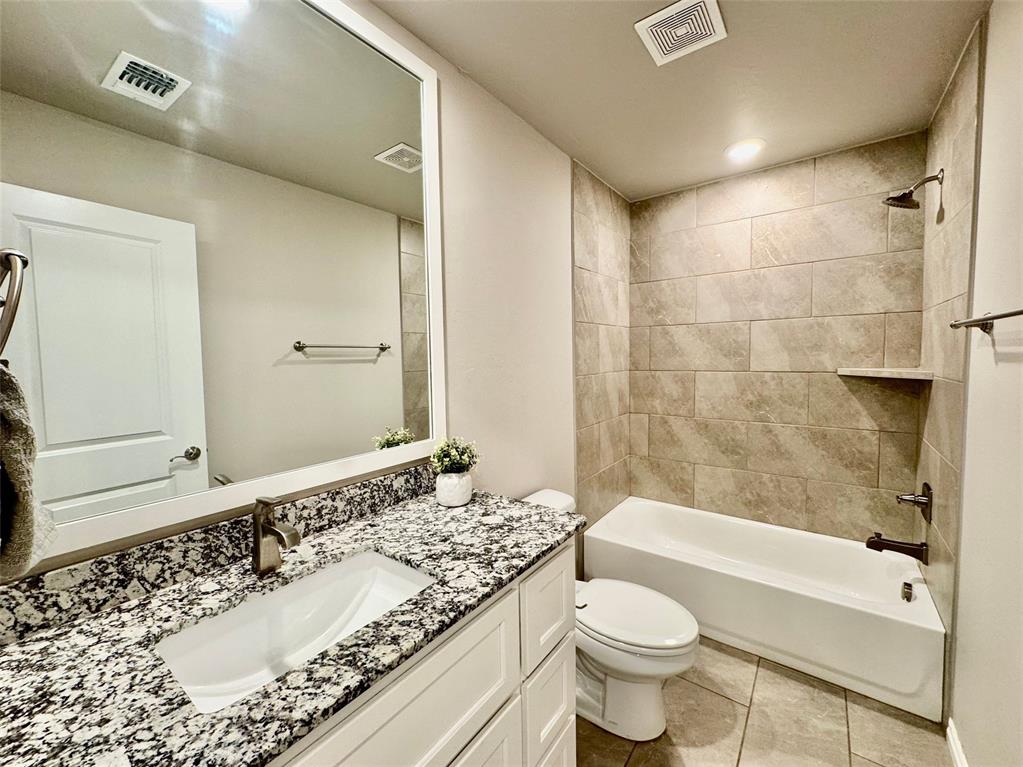 8909 Poppey Place Property Photo 35