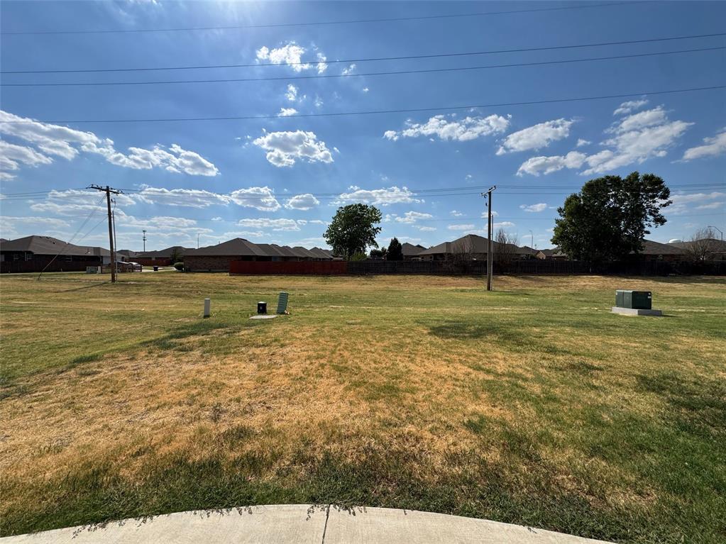 8909 Poppey Place Property Photo 43