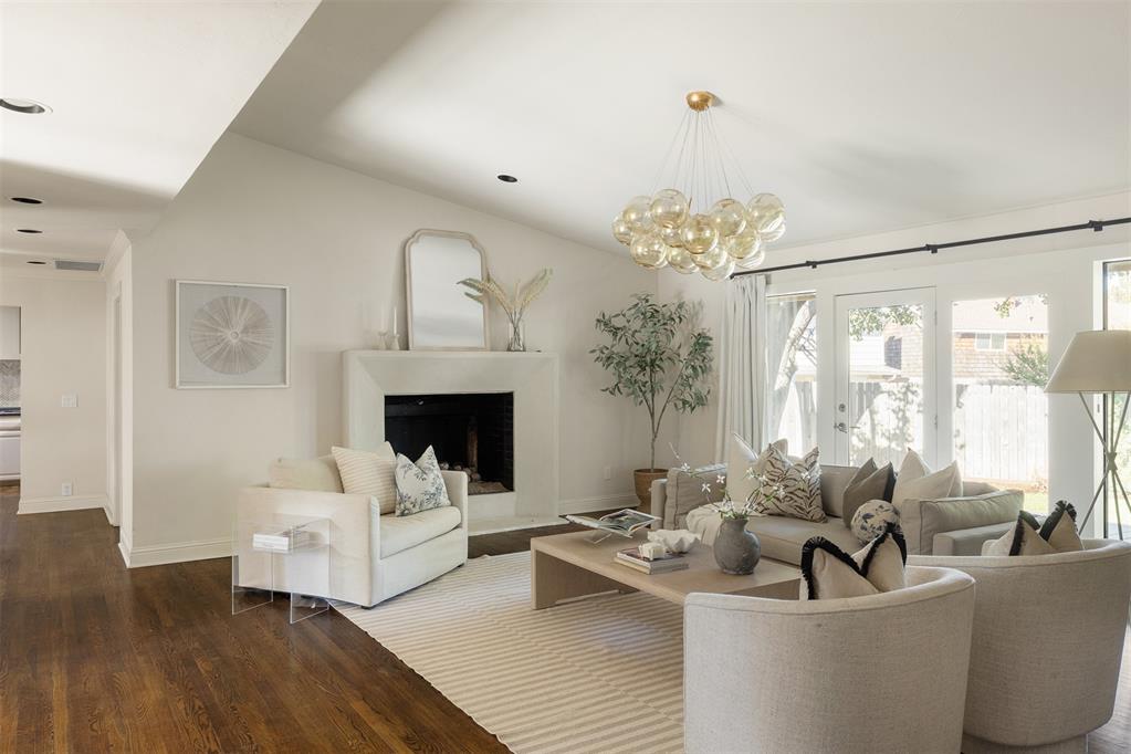 11028 Maple Grove Property Photo 4
