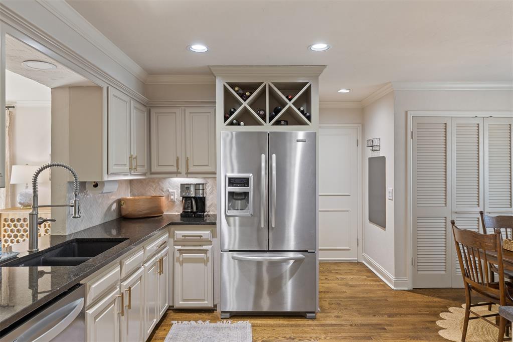 11028 Maple Grove Property Photo 11