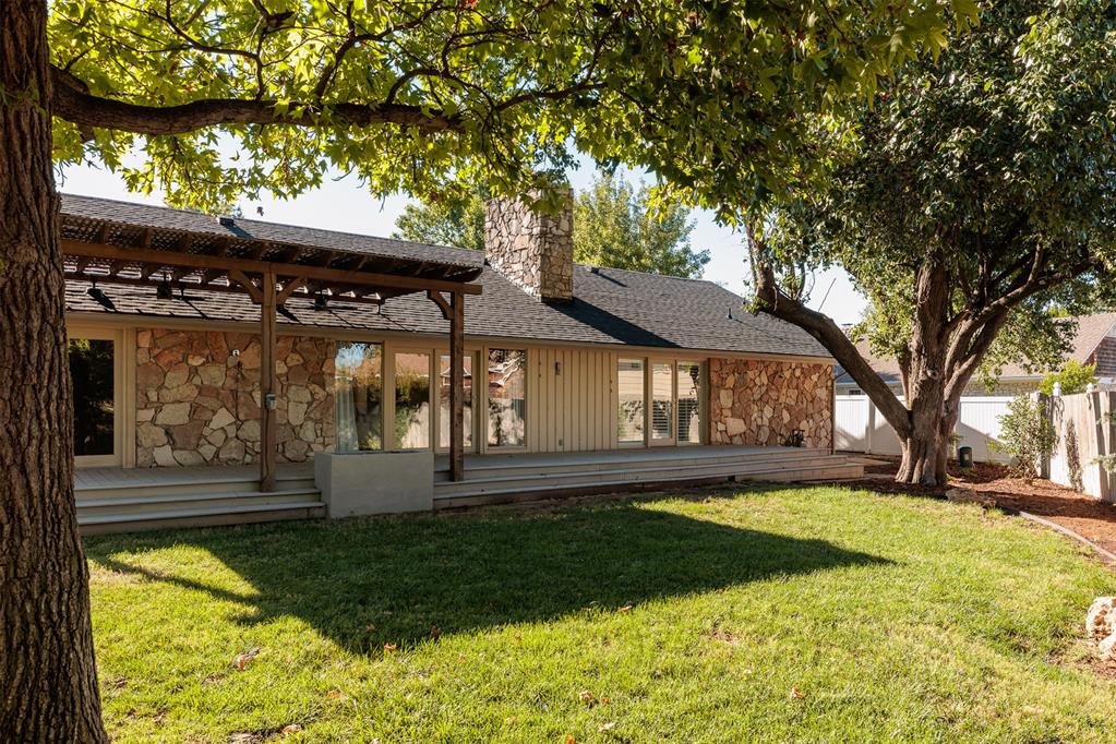 11028 Maple Grove Property Photo 33