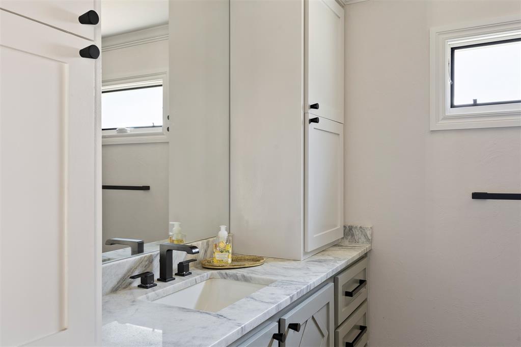 11028 Maple Grove Property Photo 36