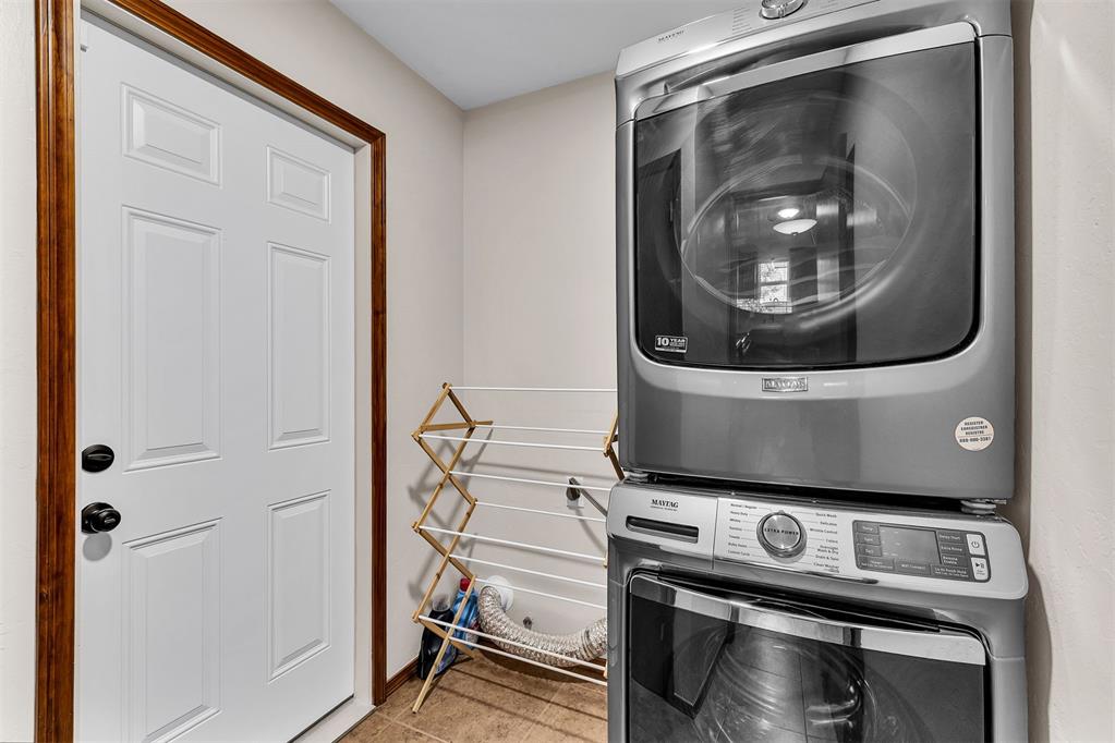905 Mulberry Lane Property Photo 11