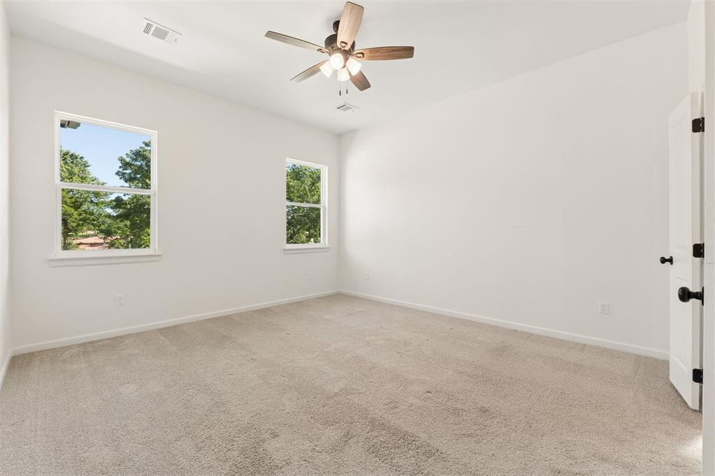 8110 Goldfinch Drive Property Photo 27