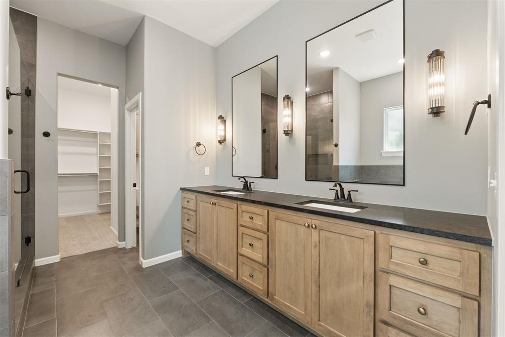 8110 Goldfinch Drive Property Photo 29