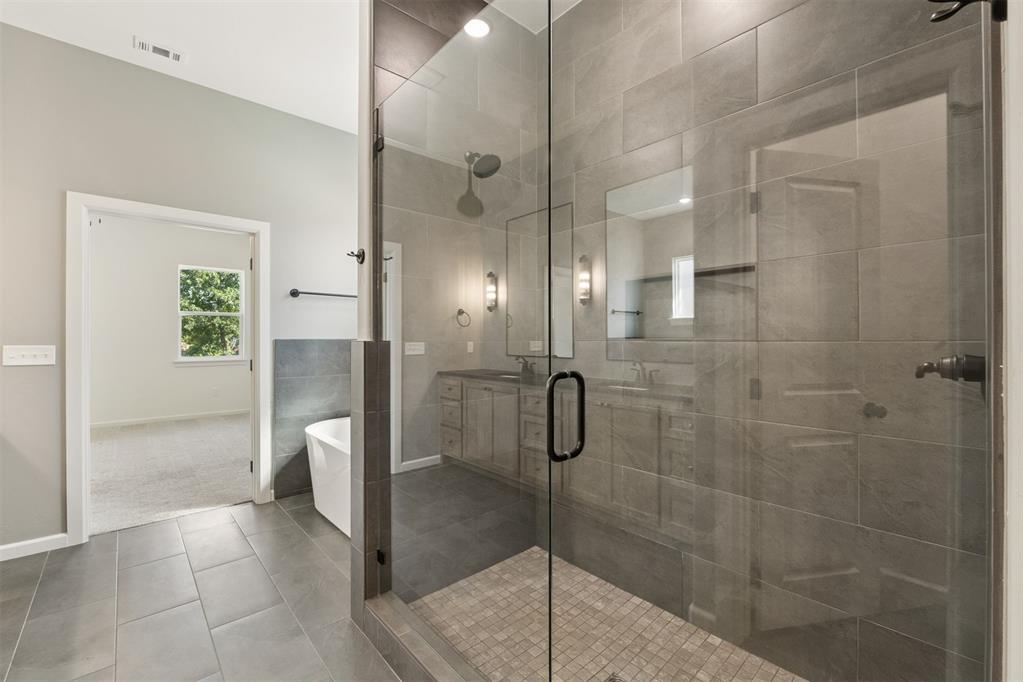 8110 Goldfinch Drive Property Photo 32