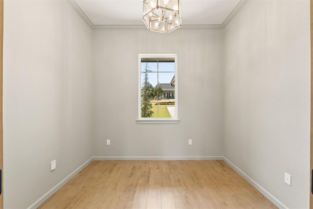 8110 Goldfinch Drive Property Photo 37