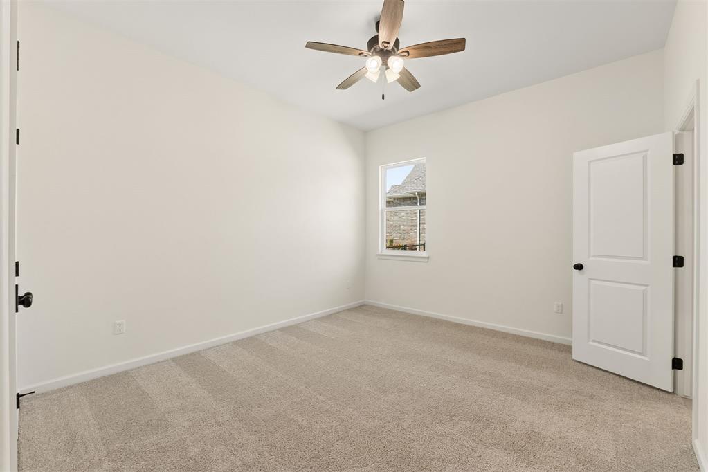 8110 Goldfinch Drive Property Photo 39