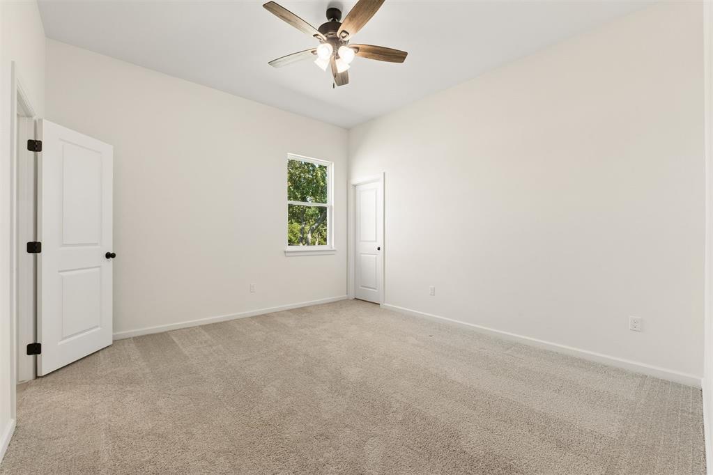 8110 Goldfinch Drive Property Photo 43