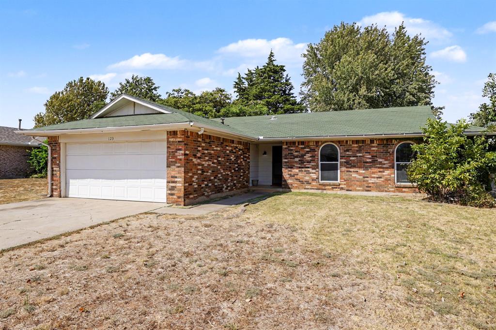 123 Chickasaw Lane Property Photo 3