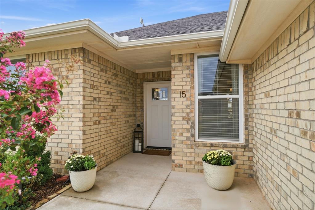 15 Integrity Circle Property Photo 2