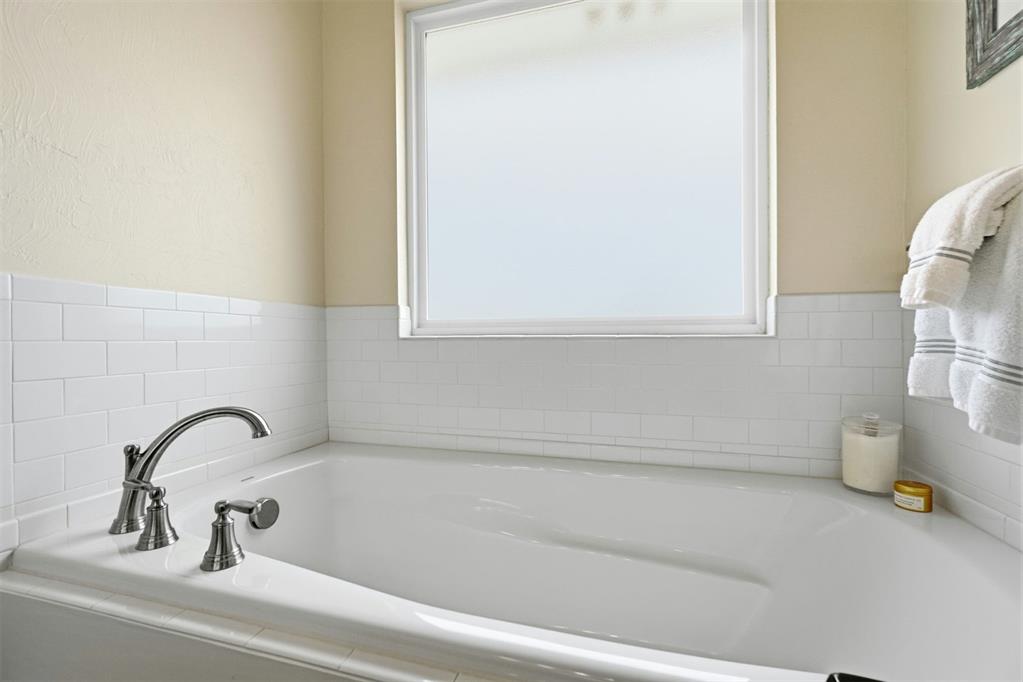 15 Integrity Circle Property Photo 22