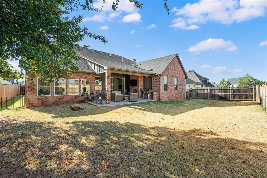 2400 Amante Court Property Photo 45