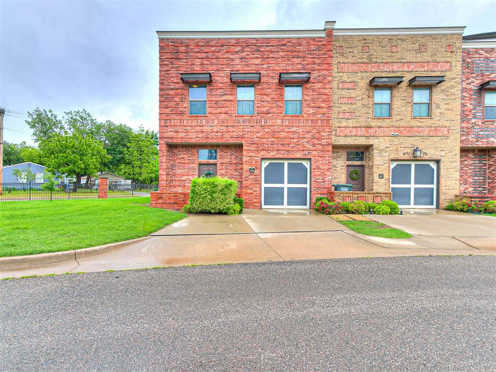 589 S Fretz Avenue Property Photo 1