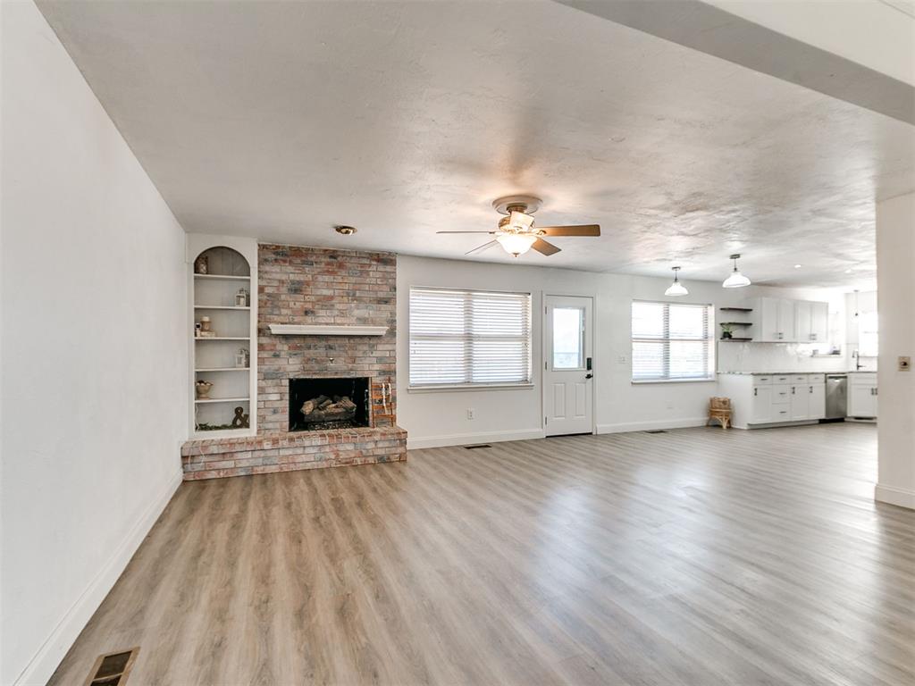 5817 N Caddo Court Property Photo 8