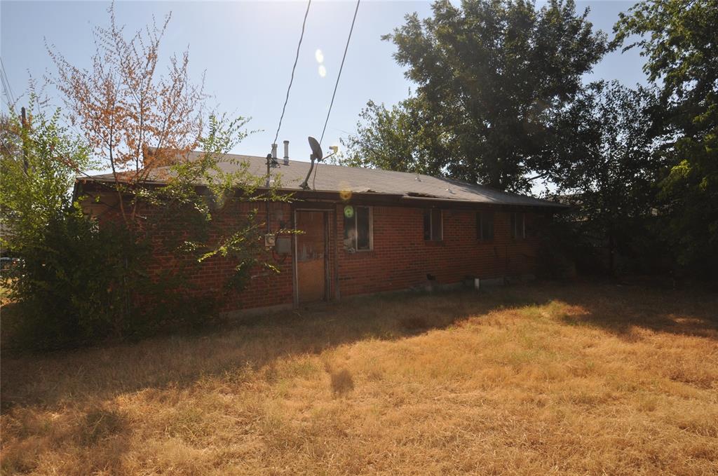 111 S Norman Avenue Property Photo 8