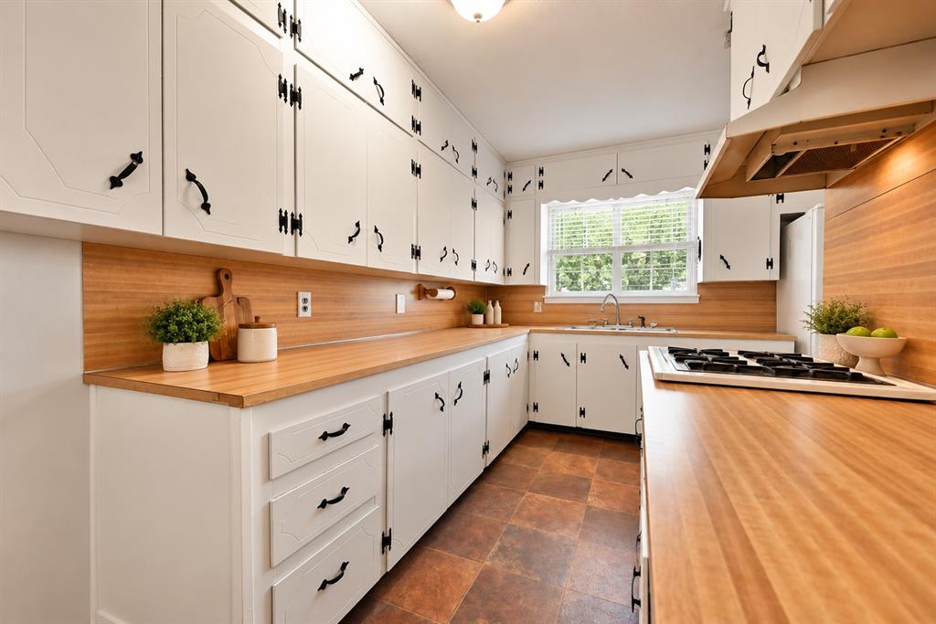 1248531 Property Photo 6