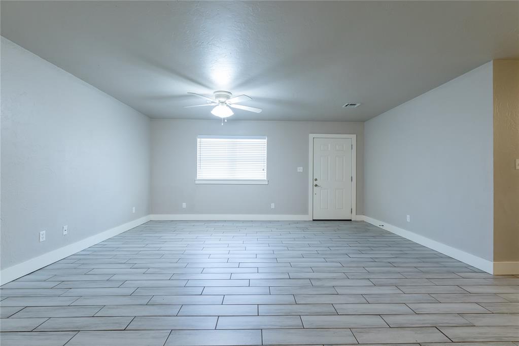 410 Hoover Circle Property Photo 2