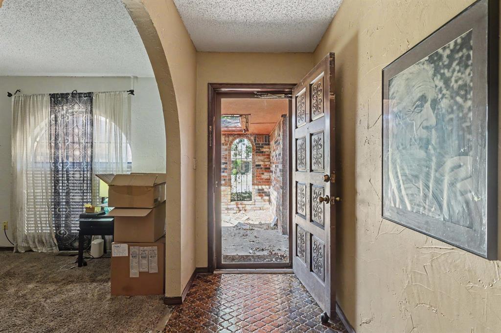 2608 Sw 91st Street Property Photo 5