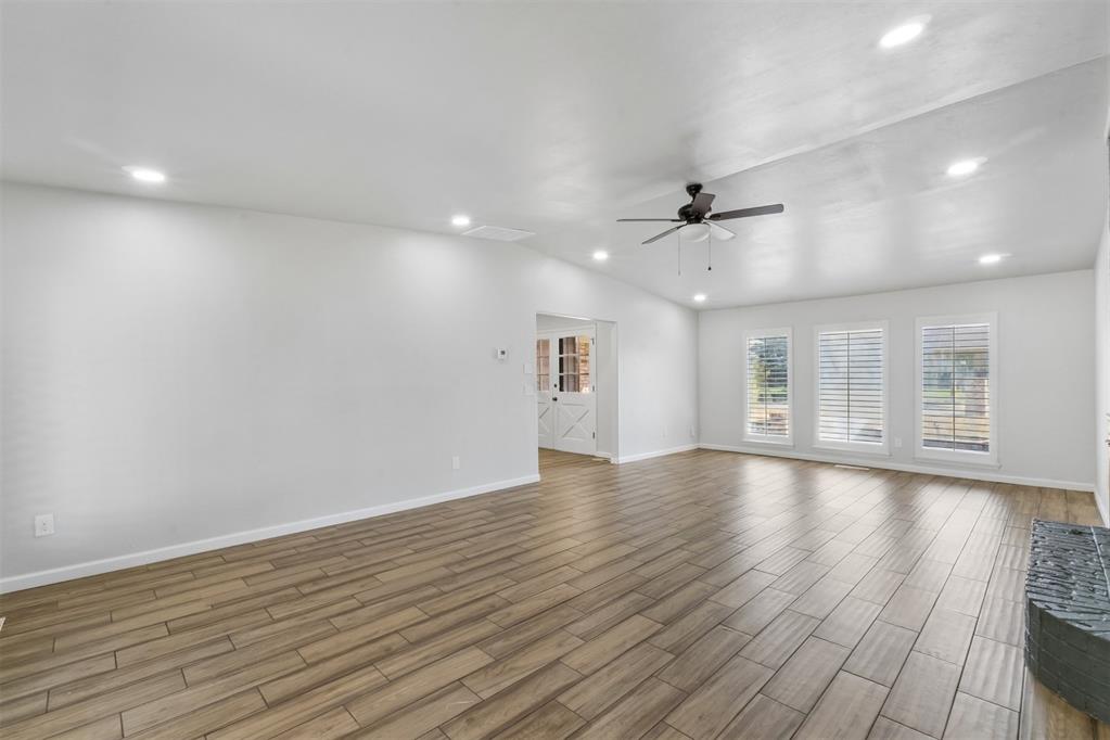 6705 Whitehall Drive Property Photo 4