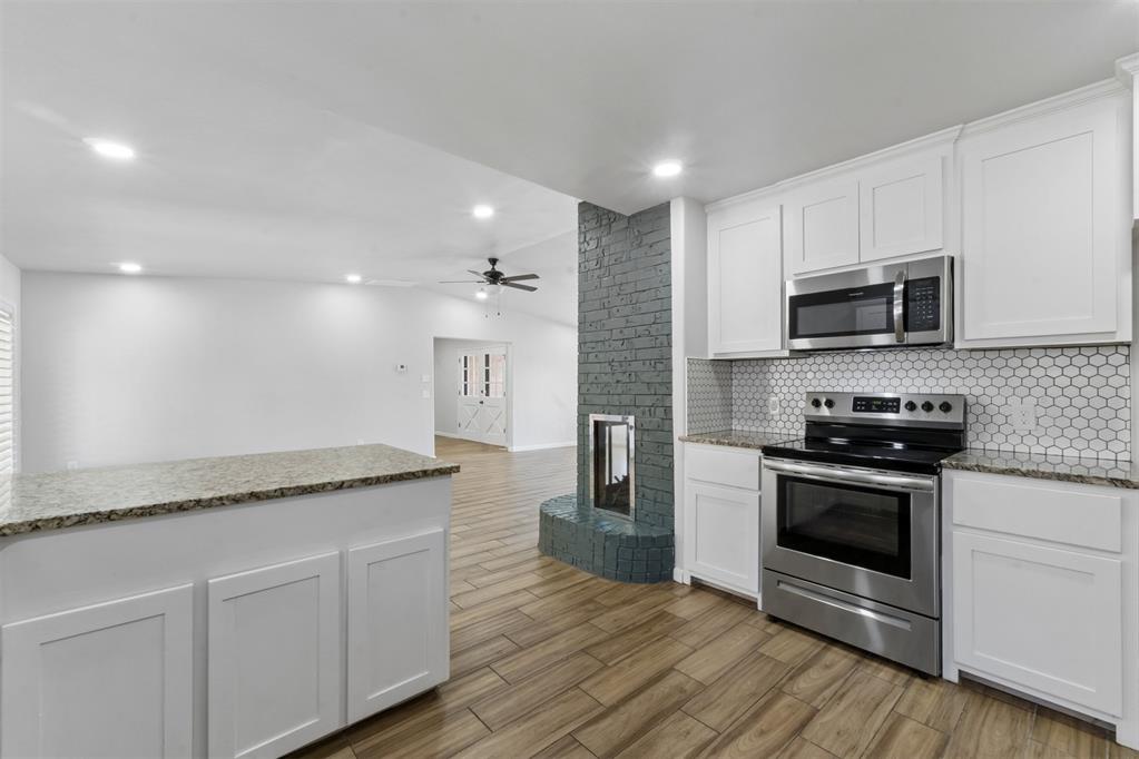 6705 Whitehall Drive Property Photo 16