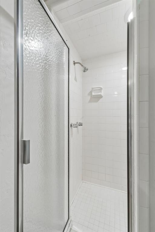 6705 Whitehall Drive Property Photo 28