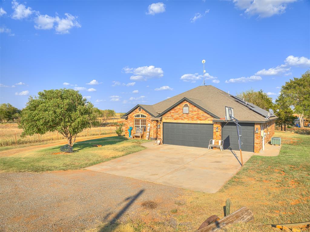 30191 N 2970 Road Property Photo 3
