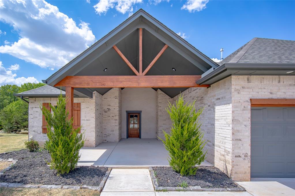 817 Carrie Court Property Photo 1