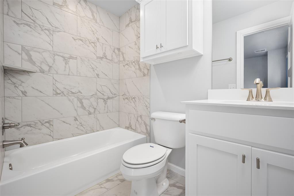 817 Carrie Court Property Photo 18