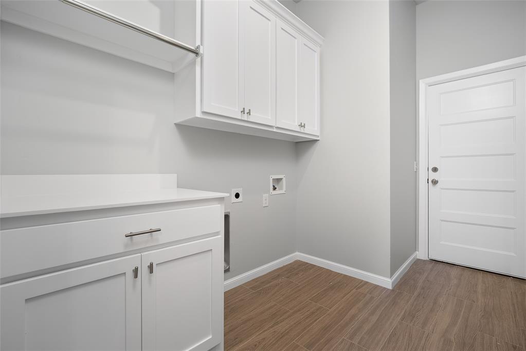 817 Carrie Court Property Photo 27