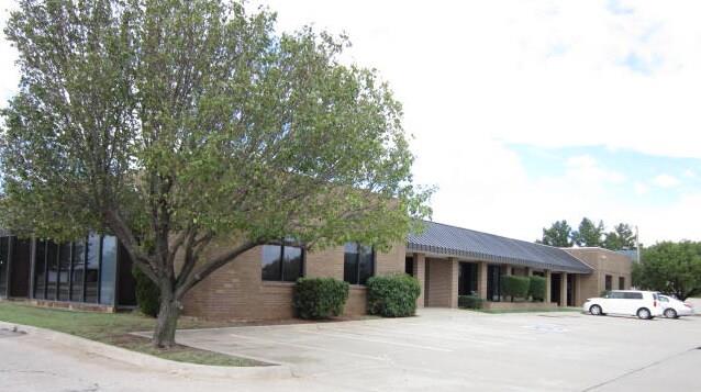 11102 Stratford Drive Property Photo 1